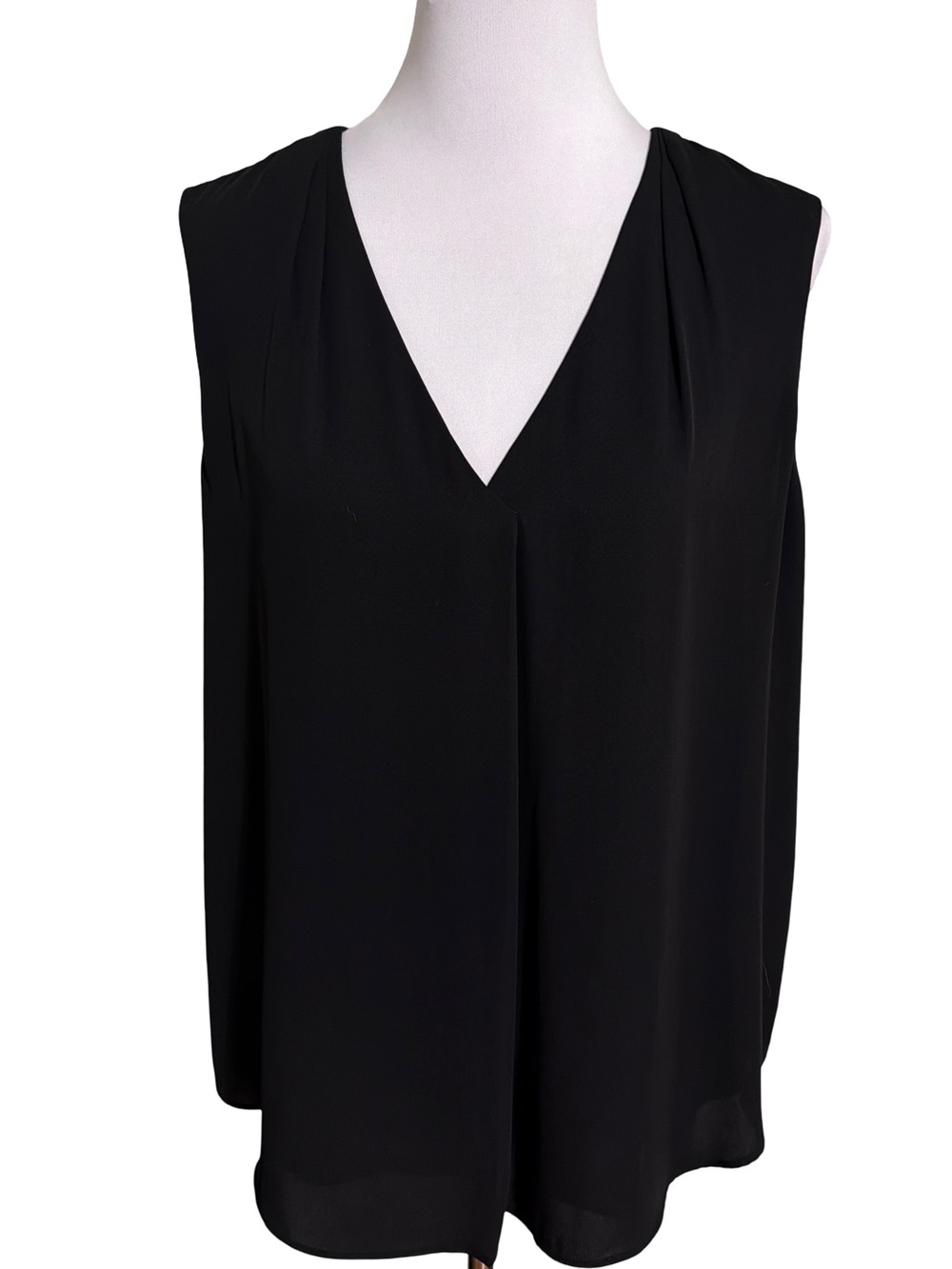 White House Black Market Black V-Neck Sleeveless Layered Blouse Size 12